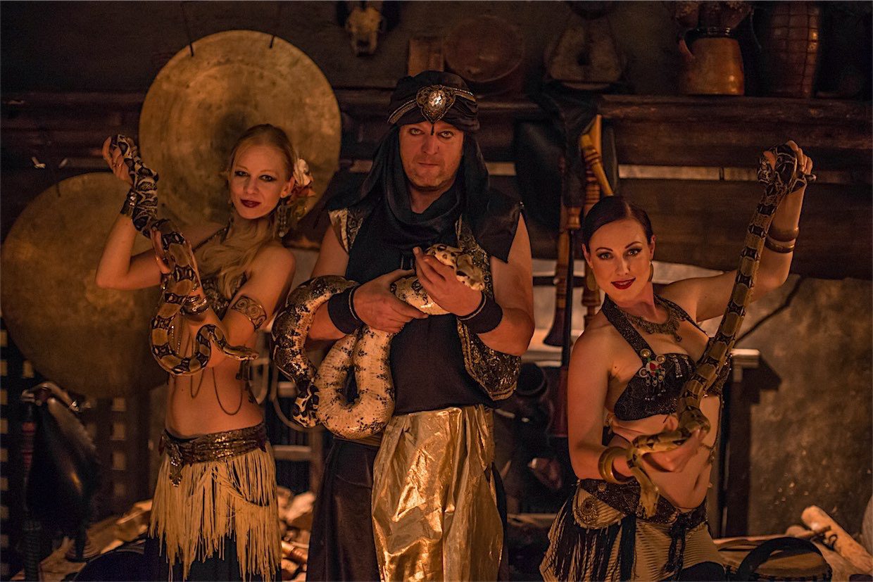 Medieval Tavern Dinner in Prague